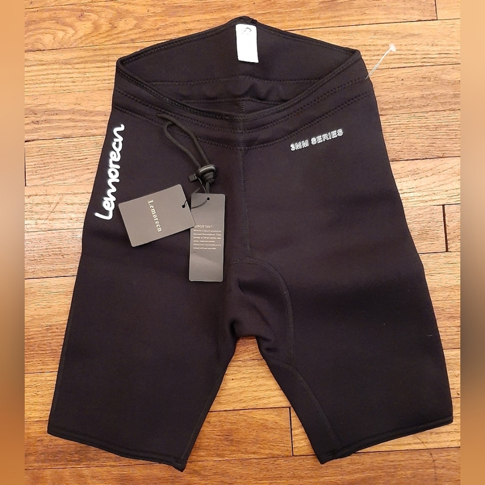 Lemorecn wetsuit shorts - Picture 2 of 8